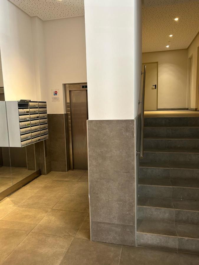 Ferienwohnung Hogar Moderno Cerca De Casco Antiguo De Valencia Exterior foto