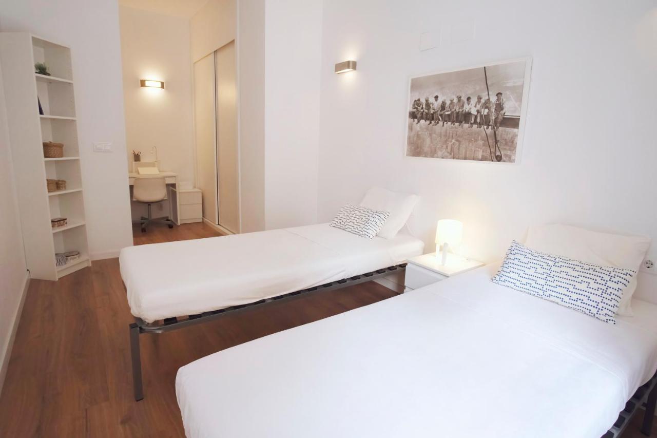 Ferienwohnung Hogar Moderno Cerca De Casco Antiguo De Valencia Exterior foto